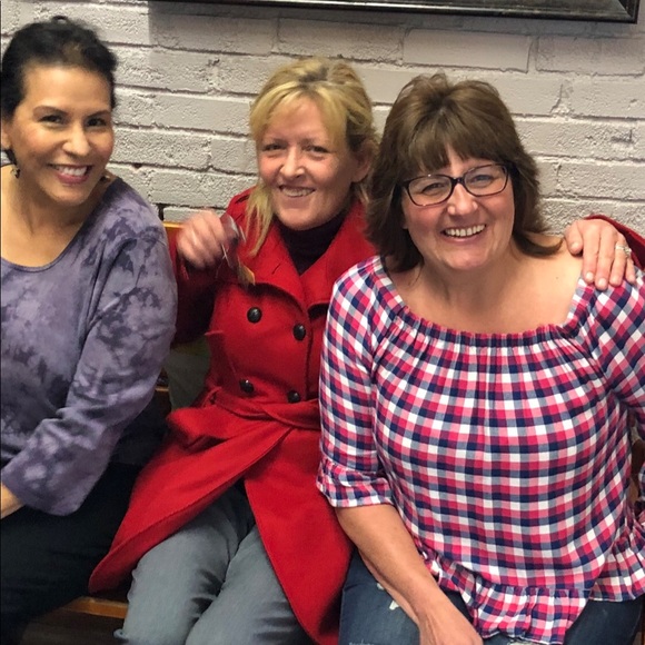 Hi! It’s new to meet you. My name is Marcie. - Picture 4 of 8